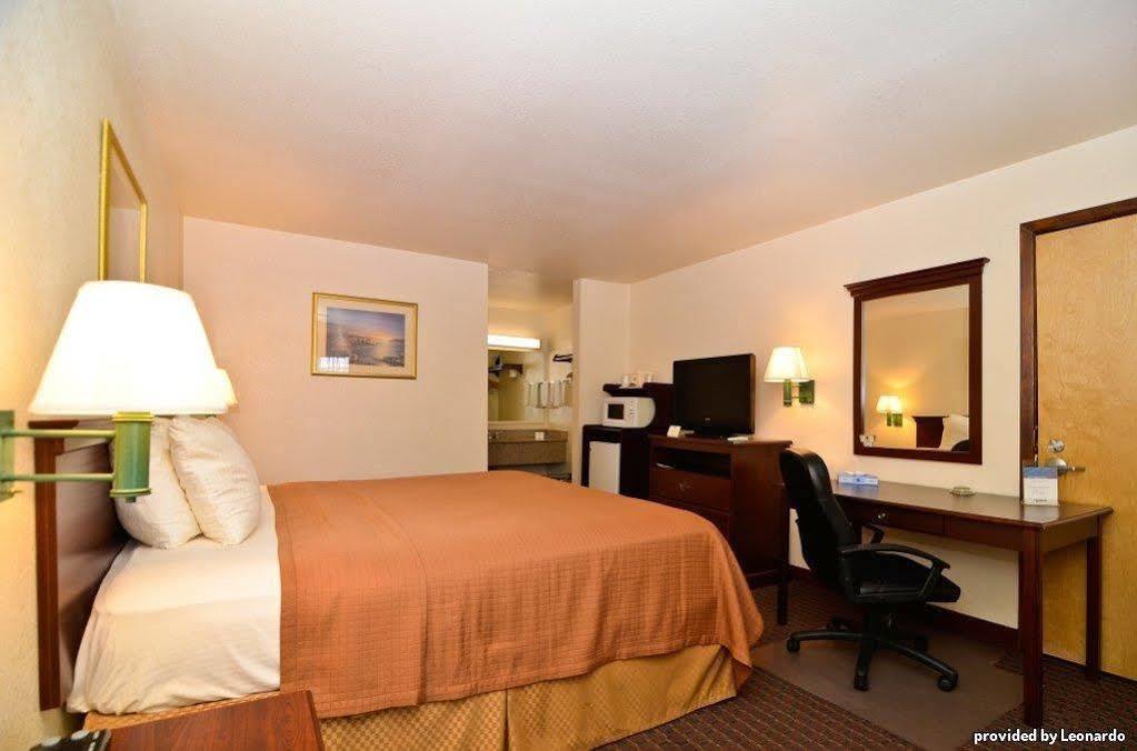 Best Western Regency Inn&Suites Gonzales Zimmer foto